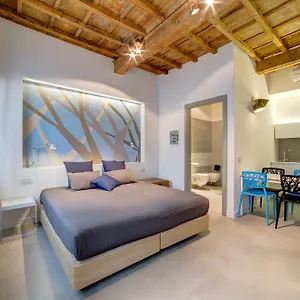 https://palazzo-mannaioni-suites.it-tuscanyhotel.com